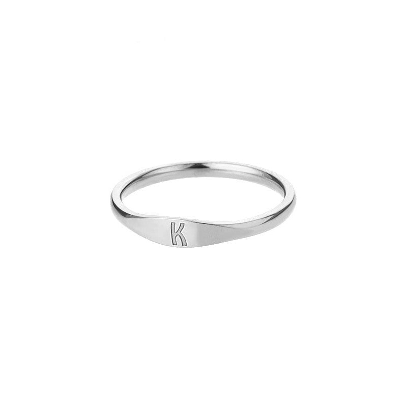 bague fine intiale k